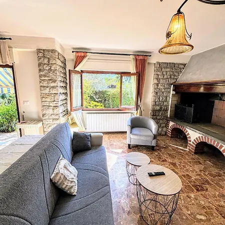 Due Passi Dal Mare - Private Garden And Free Parking
